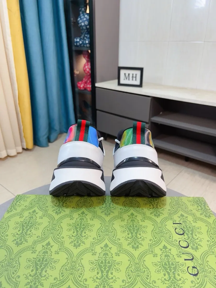 Factory price 458🌹🌹GUCCI [Gucci] New high-end brand of men's shoes, the latest fashionable casual men's shoes, trendy and versatile style, relaxed and sporty style, uppers imported from Italy, first-layer cowhide, genuine leather lining and ultra-fine workmanship. Original personalized fashionable rubber wear-resistant outsole, light and comfortable on the foot, size 38-44